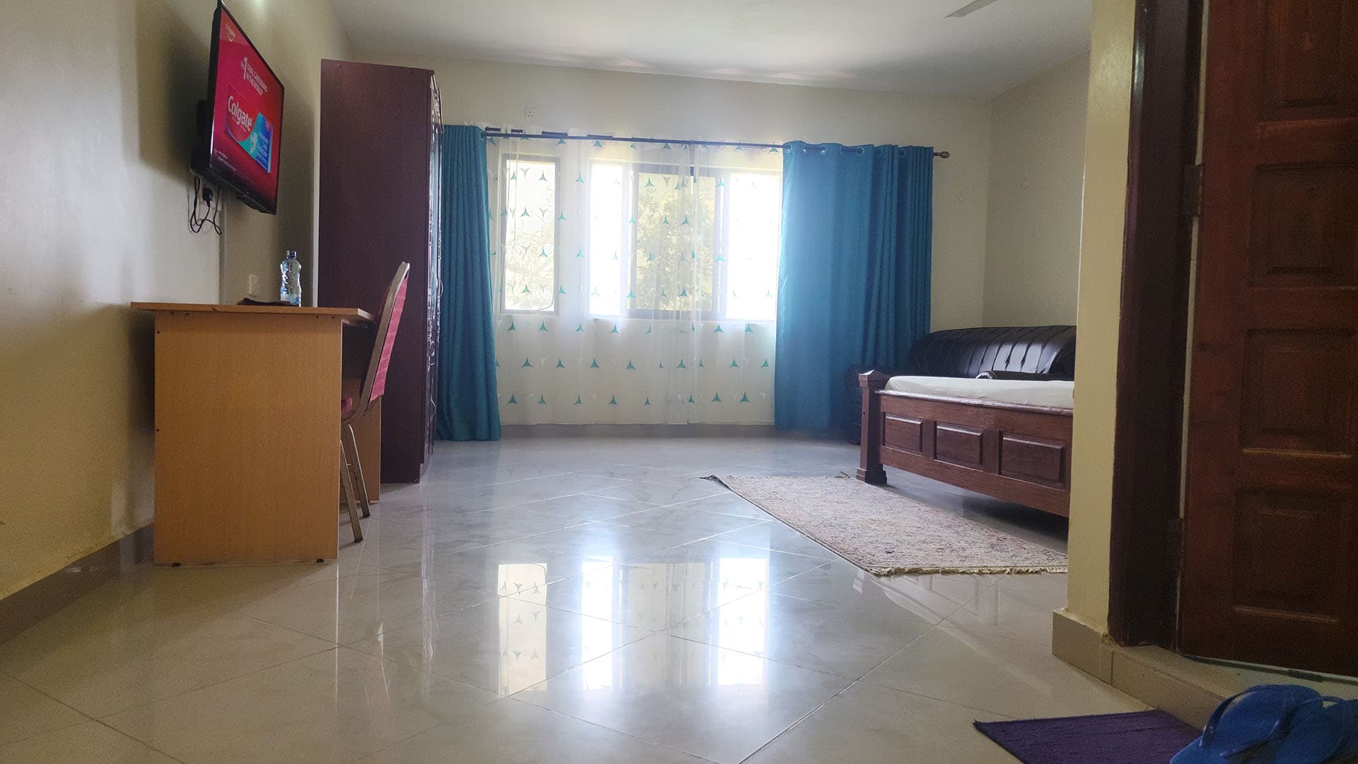 Rooms & Rates